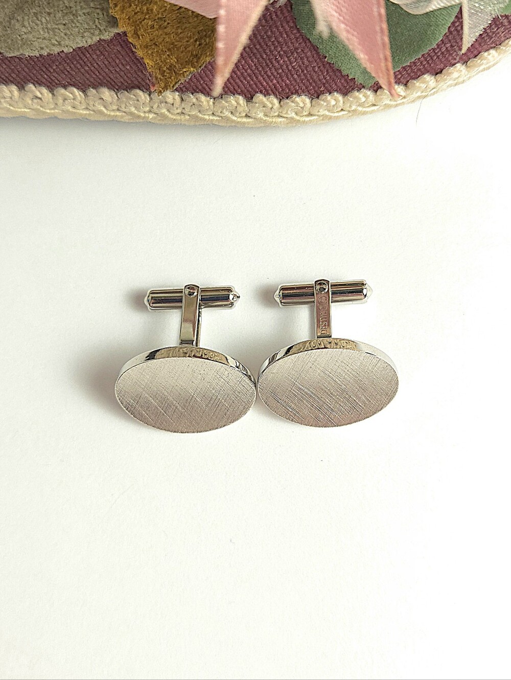 Vintage Destino Silver Plated Oval Fine Textured Cuff Links Designer Wedding